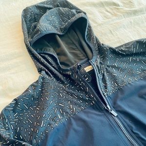 Outdoor Voices Men's Hooded Trainer Shell Jacket